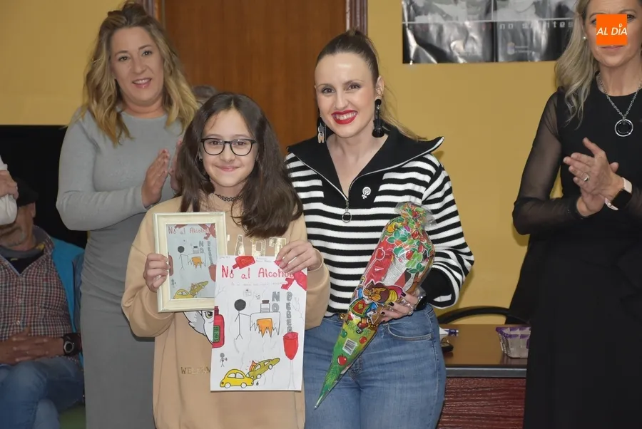 Foto 7 - Los ganadores del concurso de dibujo infantil de ARCIU reciben sus premios