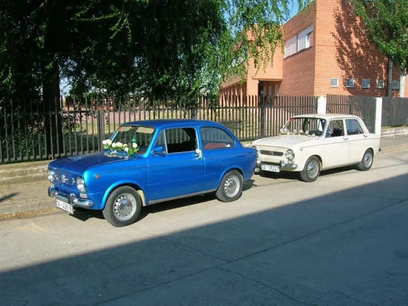 Foto 7 - Locosporel850, los mejores coches cl&aacute;sicos para tu boda