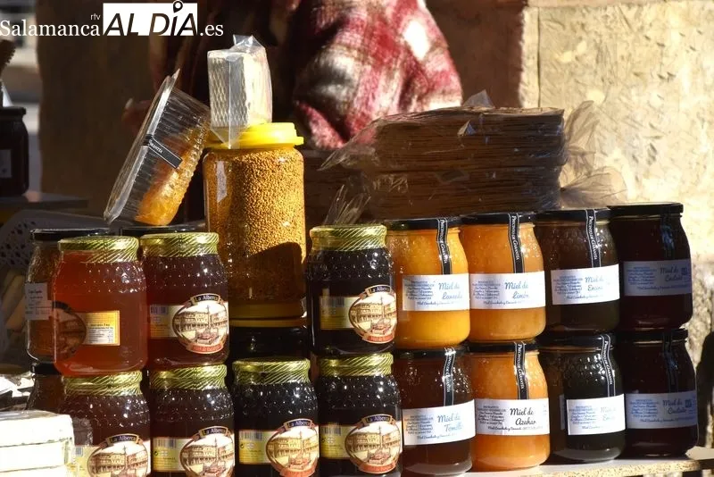 Las turroneras ya están en Salamanca para endulzar la víspera de Navidad 