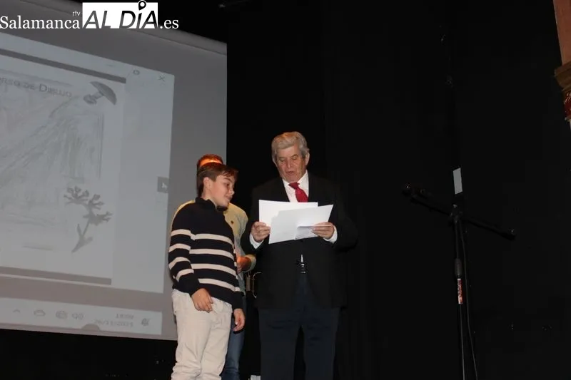Foto 11 - Entrega de premios de las jornadas micol&oacute;gicas y Gala L&iacute;rica en el Teatro de la Villa