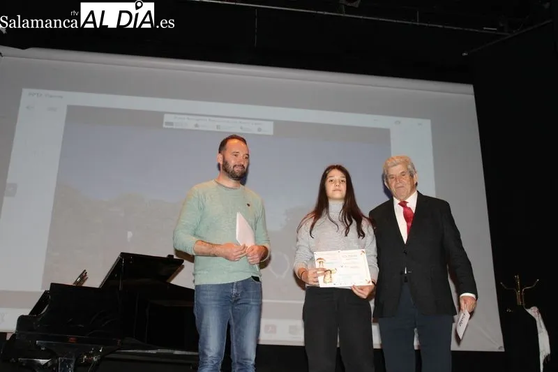 Foto 8 - Entrega de premios de las jornadas micol&oacute;gicas y Gala L&iacute;rica en el Teatro de la Villa