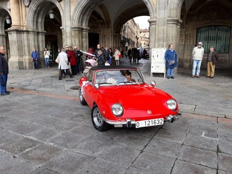 Foto 3 - Locosporel850, los mejores coches cl&aacute;sicos para tu boda