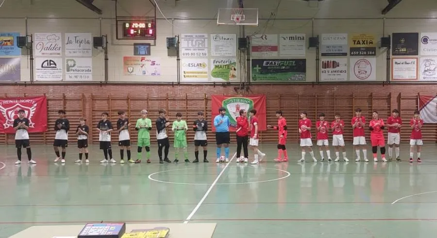 Foto 7 - El III Juvenil consigue en Zamora su ansiada primera victoria liguera