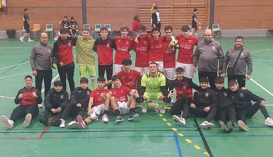 Foto 5 - El III Juvenil consigue en Zamora su ansiada primera victoria liguera