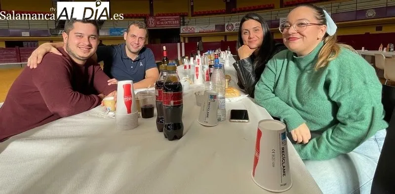 Foto 11 - La '15 de Octubre' se reencuentra: Toros, gastronom&iacute;a y m&uacute;sica 