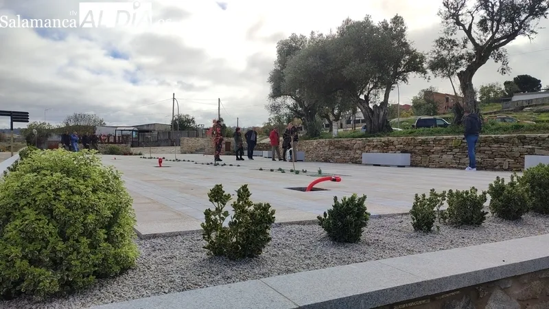 Clausura del taller de empleo de 'Pavimentación y piedra natural' en Villarino de los Aires / CORRAL