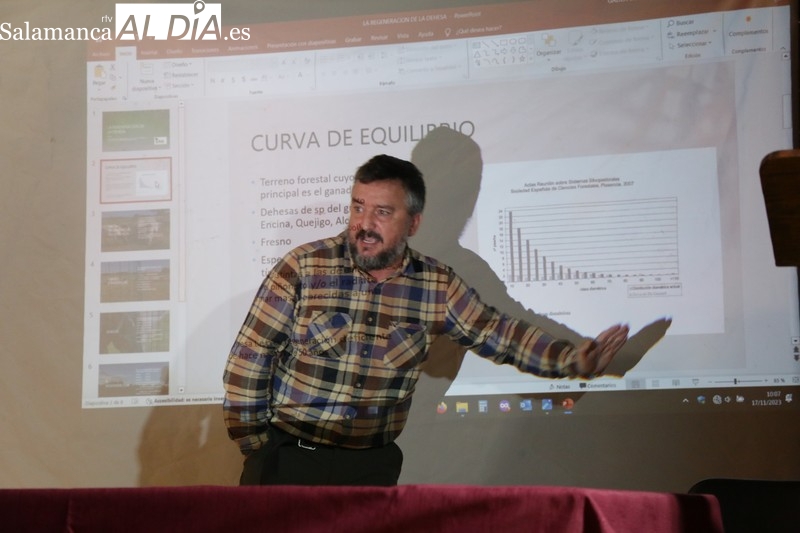 Desarrollo de la jornada técnica 'Dehesas con futuro' en Cipérez / CORRAL