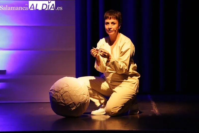 Buena afluencia en el Centro Cultural de Vitigudino para ver 'Alas para Alex' / CORRAL