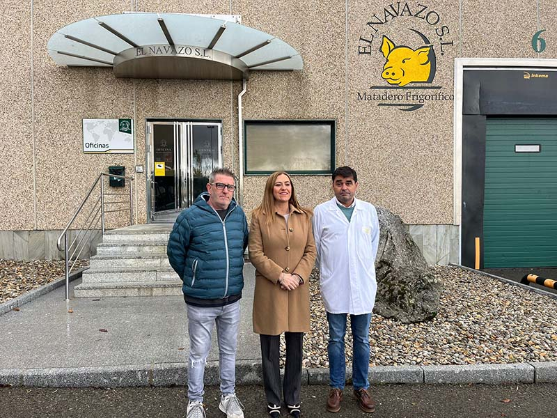 Foto 1 - La Delegada del Gobierno en Castilla y León visita las instalaciones del Matadero El Navazo de Fuentes de Béjar