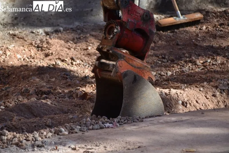 Obras de urbanización de la Carretera de Ledesma. Foto de Vanesa Martins