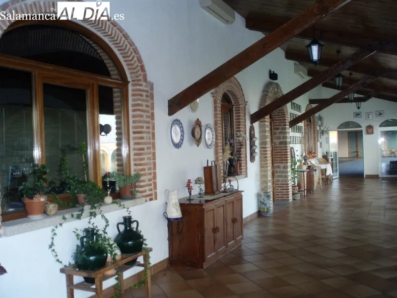 Entrada al salón interior