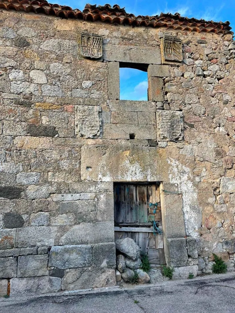 Imágenes del Palacio de Zamayón. Fotos: Lista Roja de Hispania Nostra