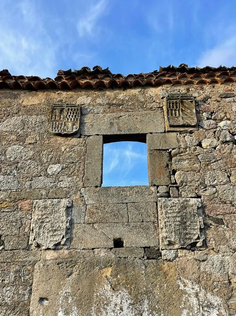 Imágenes del Palacio de Zamayón. Fotos: Lista Roja de Hispania Nostra