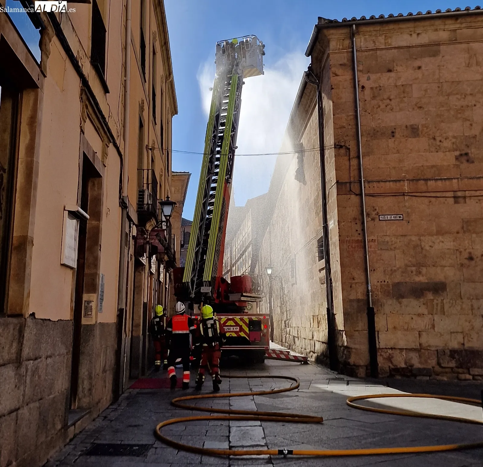 Incendio en la plaza de las Agustinas. Fotos: Ángeles Rebollo.