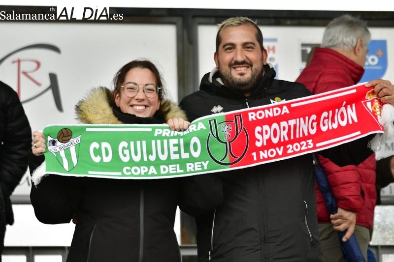 Ambientazo en el Municipal para vibrar con el CD Guijuelo y todo un histórico del fútbol español como el Sporting de Gijón