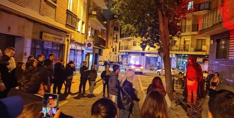 Foto 4 - Un centenar de personas disfruta del debut de los Malditos en Salamanca capital