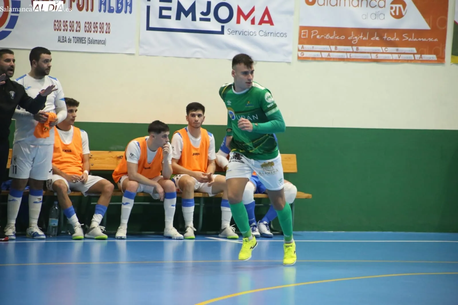 Foto 3 - Calidad, pegada y trabajo del Piensos Dur&aacute;n Albense para seguir sumando puntos (6-2)