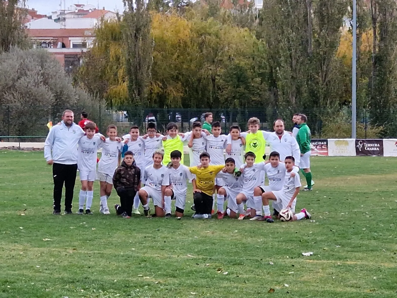 Foto 3 - Resultados de la sexta jornada para el Alba de Tormes Club de F&uacute;tbol