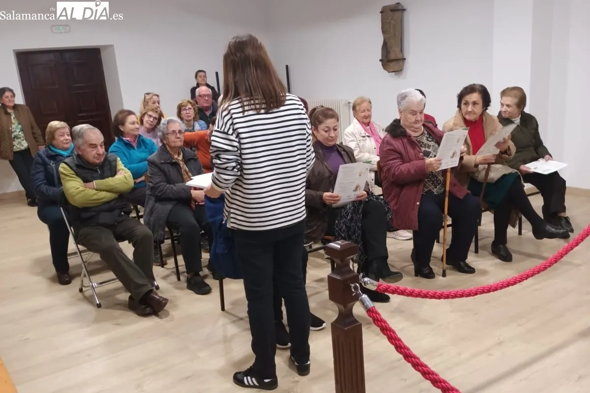 Charla impartida en Bañobárez sobre el deterioro funcional y el bienestar emocional en mayores