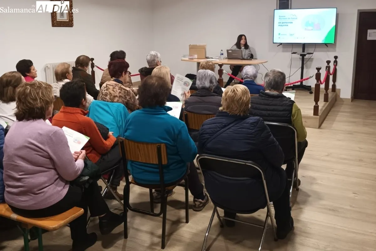 Charla impartida en Bañobárez sobre el deterioro funcional y el bienestar emocional en mayores