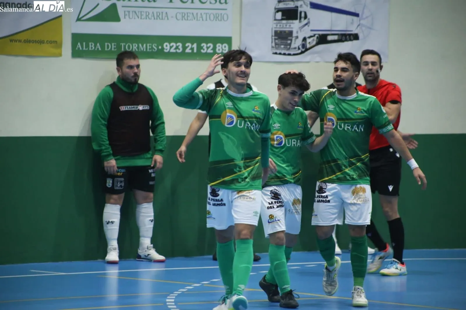 Foto 15 - El Piensos Dur&aacute;n Albense no da opciones al Vilalba FS (7-0)