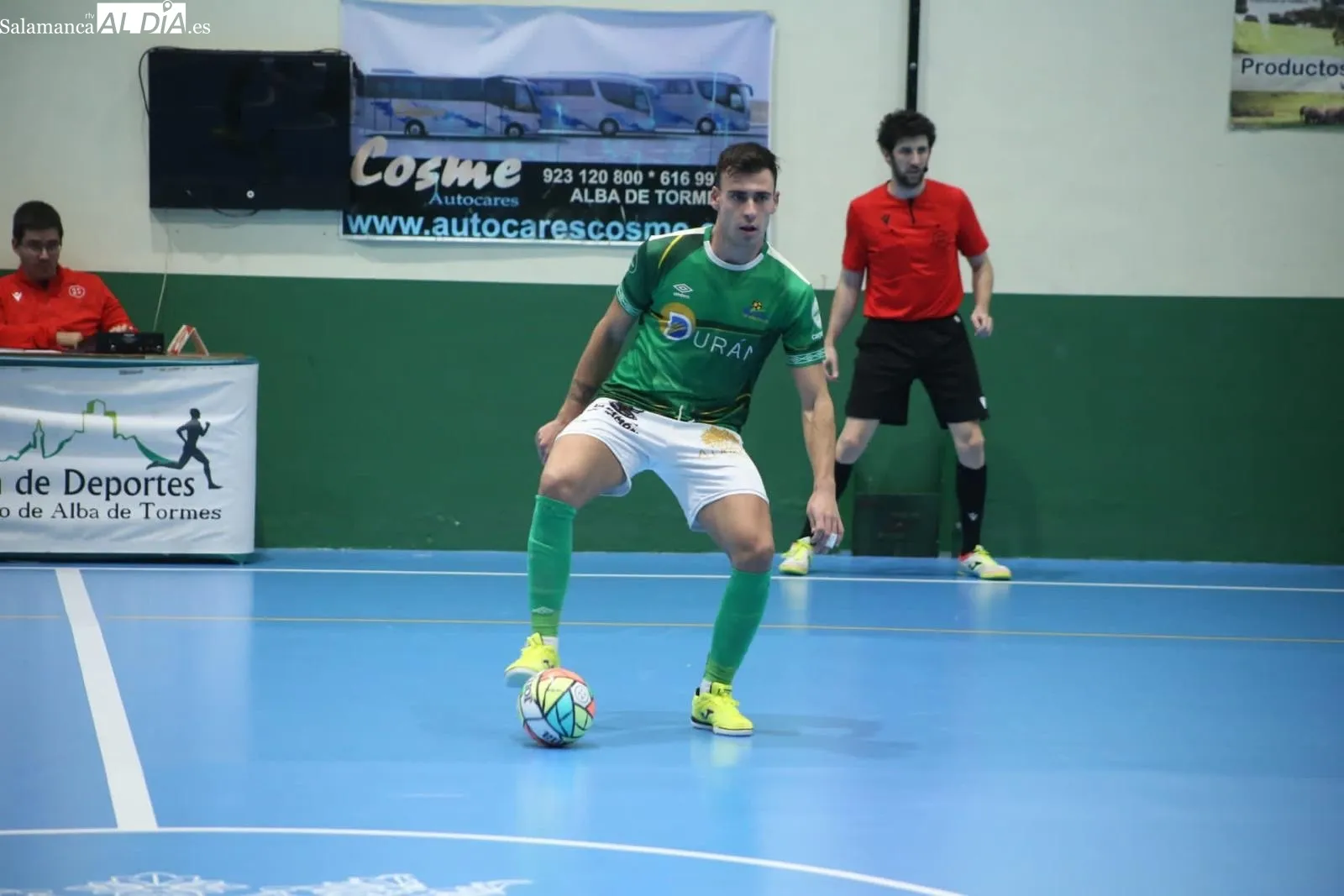 Foto 10 - El Piensos Dur&aacute;n Albense no da opciones al Vilalba FS (7-0)