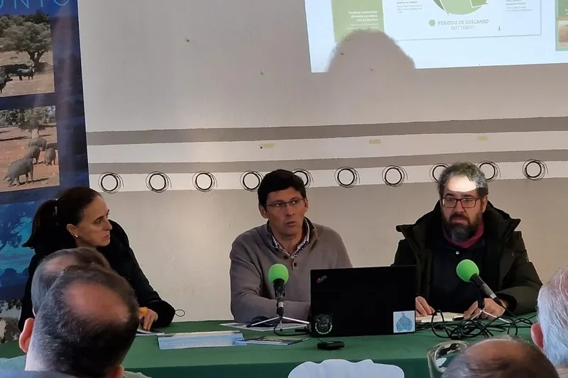 Jornada técnica sobre el futuro de la dehesa celebrada en Carrascal del Obispo