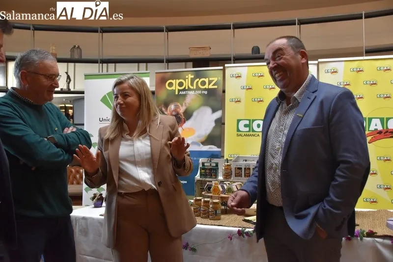 Apicultores salmantinos se reúnen en Salamanca en las XXV Jornadas Apícolas  | FOTOS: Vanesa Martins 