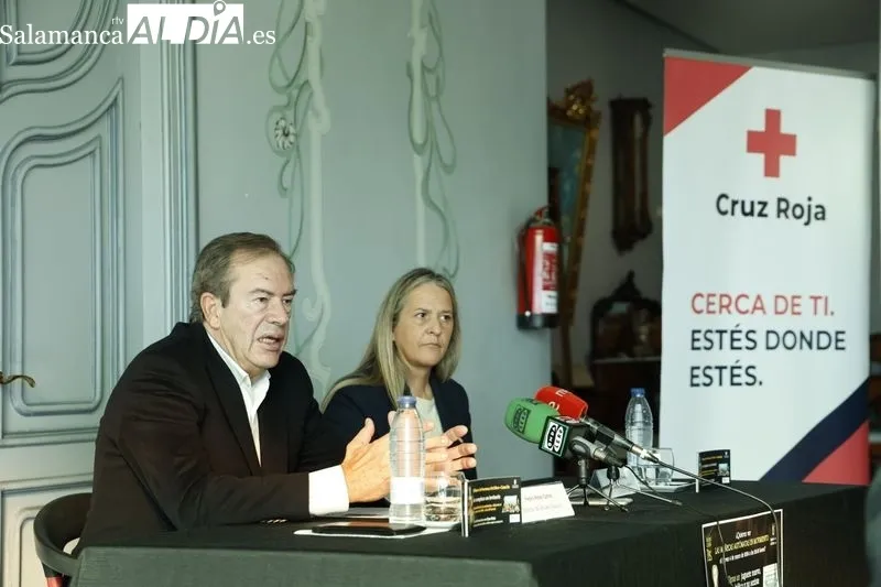 Presentación en la Casa Lis de la muestra de sus autómatas en movimiento que tendrá un fin solidario. Foto de David Sañudo