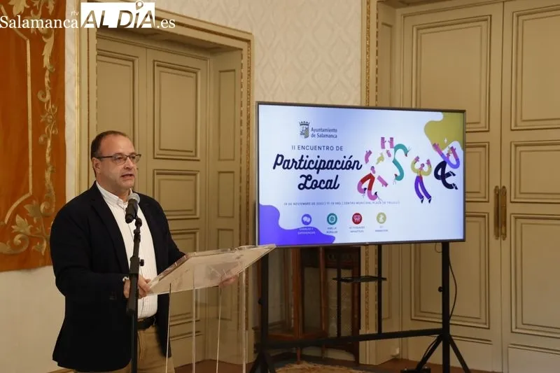 Presentación en el Ayuntamiento de Salamanca del II Encuentro de Participación Local para dar una mayor visibilidad a la labor de las asociaciones en los barrios de la ciudad. Foto de David Sañudo