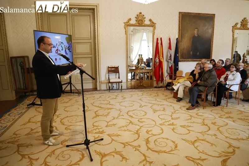 Presentación en el Ayuntamiento de Salamanca del II Encuentro de Participación Local para dar una mayor visibilidad a la labor de las asociaciones en los barrios de la ciudad. Foto de David Sañudo
