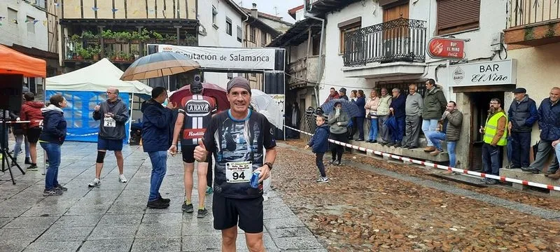Carrera Popular de la Ruta de los Lagares Rupestres, en San Esteban de la Sierra. Foto de Orycronsport