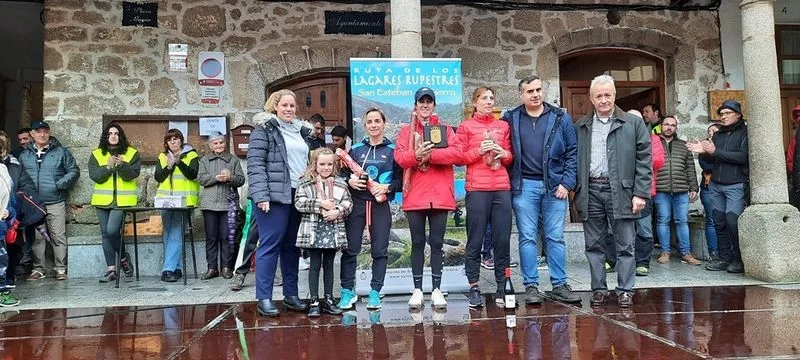 Carrera Popular de la Ruta de los Lagares Rupestres, en San Esteban de la Sierra. Foto de Orycronsport