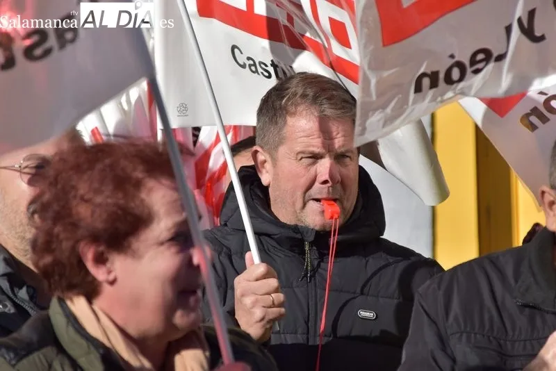 Protesta de CCOO ante la sede de Prosegur en Salamanca. Foto de Vanesa Martins