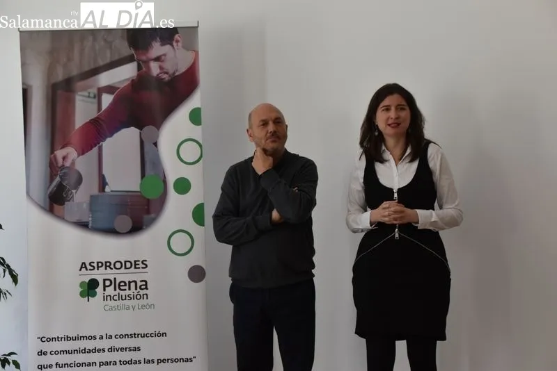 La concejala de Familia e Igualdad de Oportunidades, Miryam Rodríguez, asiste a la apertura del curso de formación en alternancia en hostelería, en colaboración con Asprodes. Foto Vanesa Martins