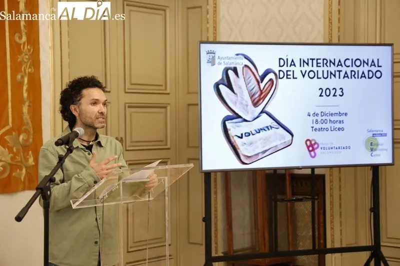 El concejal de Participación Social y Voluntariado, Roberto Martín, ha presentado hoy todos los detalles de una gala que tendrá lugar el 4 de diciembre desde las 18:00 horas, en la víspera del Día Internacional del Voluntariado. Foto de David Sañudo