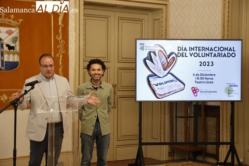 El concejal de Participación Social y Voluntariado, Roberto Martín, ha presentado hoy todos los detalles de una gala que tendrá lugar el 4 de diciembre desde las 18:00 horas, en la víspera del Día Internacional del Voluntariado. Foto de David Sañudo