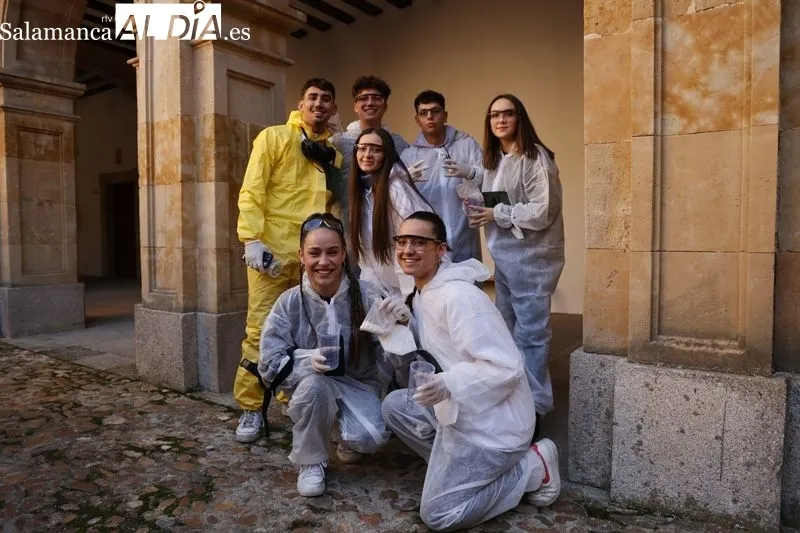 Fiestas de la  Facultad de Educación de la USAL. Foto de David Sañudo