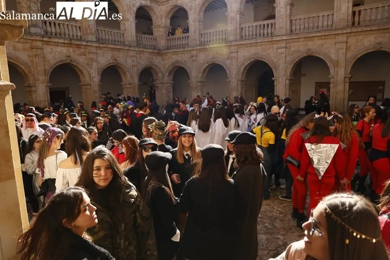 Fiestas de la  Facultad de Educación de la USAL. Foto de David Sañudo