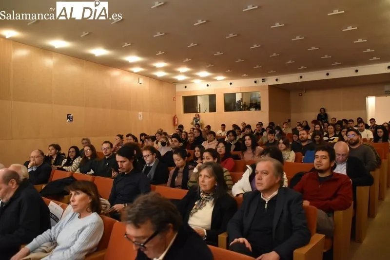 Clase magistral en Salamanca con  los jueces que condenaron a las juntas militares de la dictadura argentina. Foto de Vanesa Martins