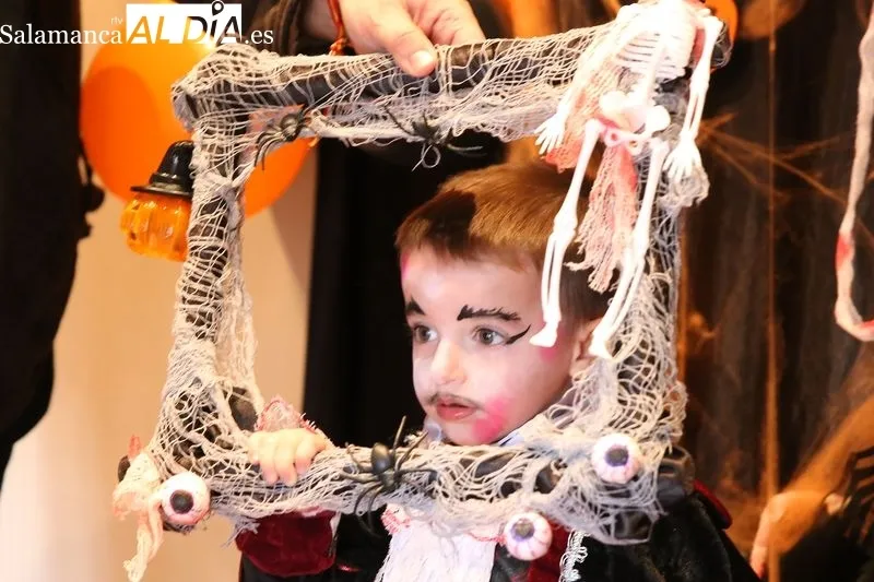 Foto 4 - Pintacaras y talleres creativos por Halloween en Alba de Tormes