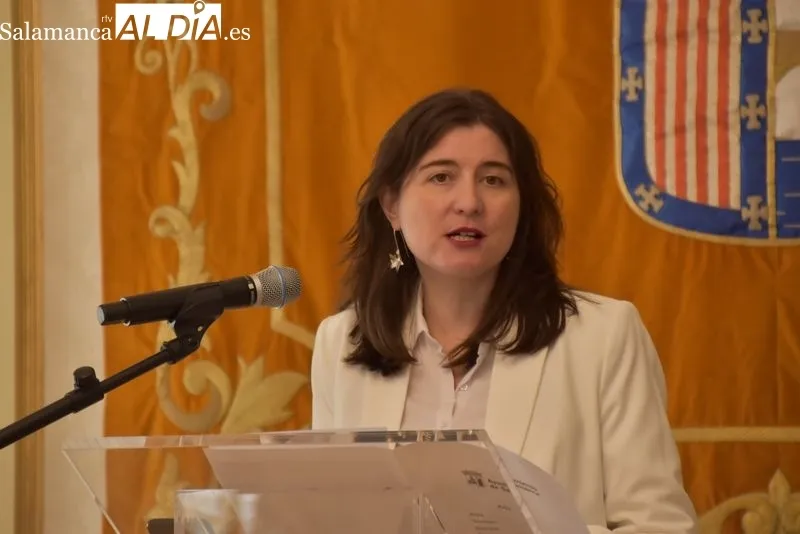La concejala de Familia e Igualdad de Oportunidades, Miryam Rodríguez, presenta las II Jornadas ‘Mujer, Empresa y Emprendimiento’ en colaboración con la Asociación de Empresarias de Salamanca. Foto Vanesa Martins