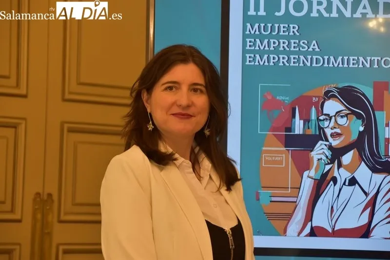 La concejala de Familia e Igualdad de Oportunidades, Miryam Rodríguez, presenta las II Jornadas ‘Mujer, Empresa y Emprendimiento’ en colaboración con la Asociación de Empresarias de Salamanca. Foto Vanesa Martins