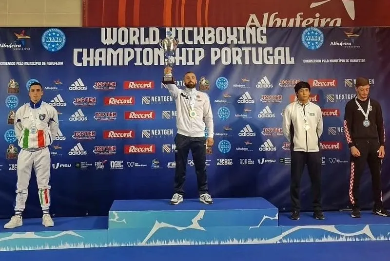 El salmantino Jaime Lizana, campeón del Mundo Wako Full-Contact 