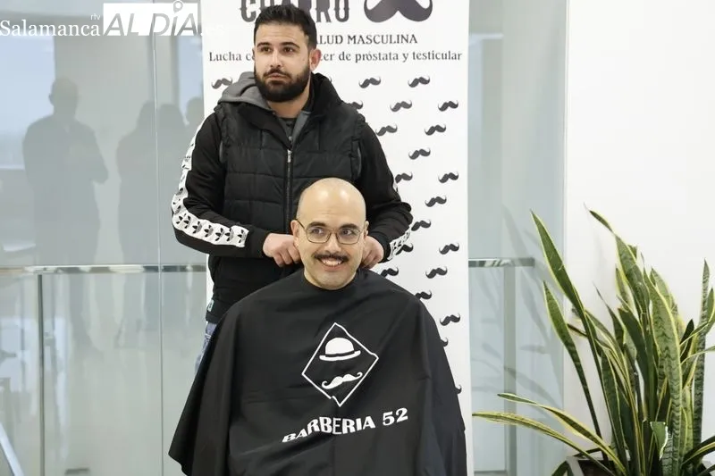 Clausura de la campaña Movember Charro en el Centro de Investigación del Cáncer. Foto de David Sañudo