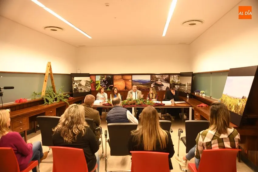 Foto 4 - Fuentes de O&ntilde;oro y Vilar Formoso vivir&aacute;n una &lsquo;Navidad sin Fronteras&rsquo; con un mercadillo como eje