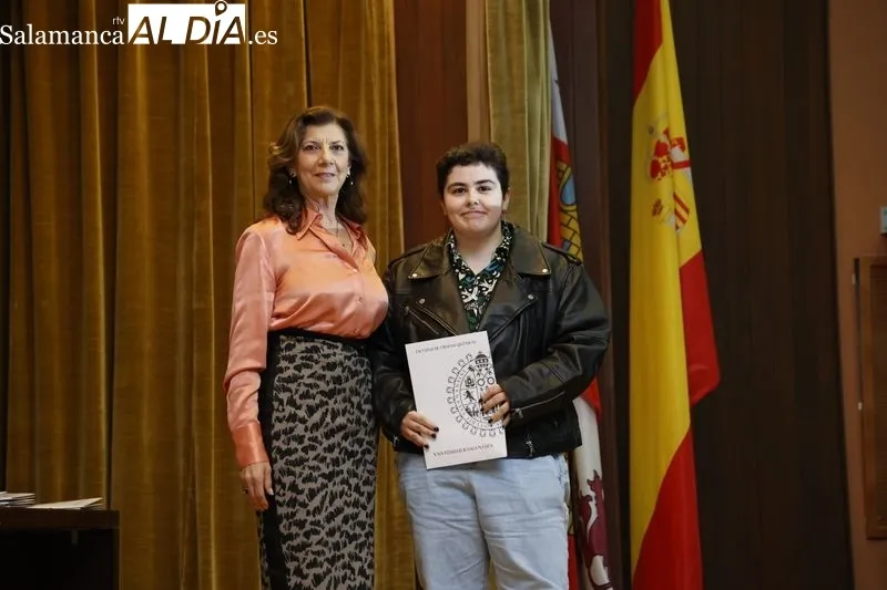 Entrega de los reconocimientos de la Facultad de Ciencias y de Química de la USAL, del curso 2022-23, para los estudiantes con mejores expedientes y el personal que alcanza la jubilación. Foto David Sañudo
