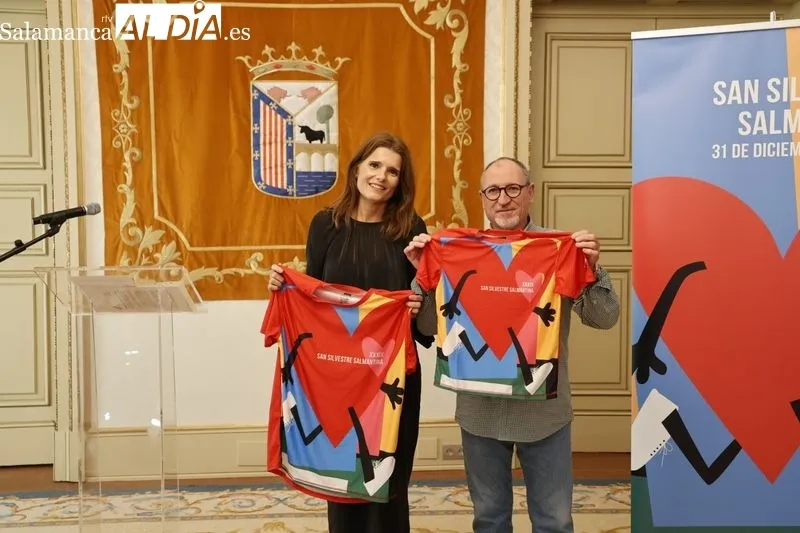 El Ayuntamiento de Salamanca acogía esta mañan la presentación de la carrera popular ‘San Silvestre Salmantina’. Foto de David Sañudo
