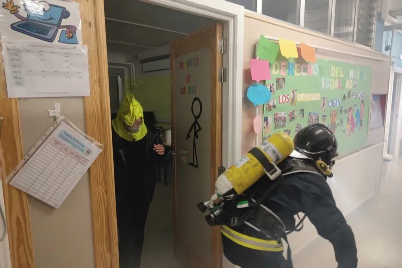 El CEIP Severiano Montero vivía este lunes un simulacro de incendio