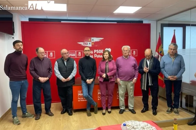 La sede del PSOE de Peñaranda acogía un homenaje a ex alcaldes socialistas de la comarca